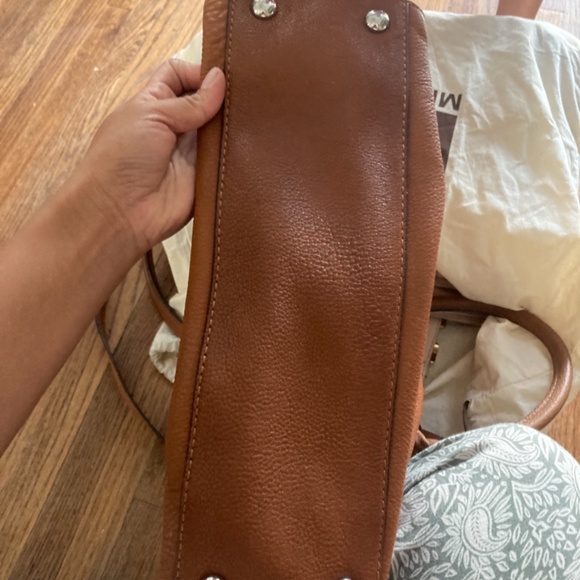 Michael Kors large purse - Picture 8 of 10